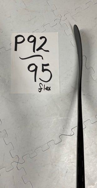 Senior(2x)Right P92 95 Flex PROBLACKSTOCK Pro Black Out Unbranded Pro Stock Nexus Hockey Sticks