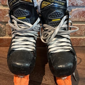 Bauer Supreme 2S Pro Hockey Skates Regular Width Size 4 (Used)