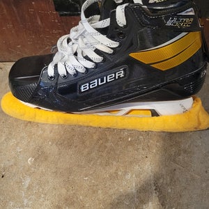 2020 Bauer Supreme UltraSonic Hockey Goalie Skates Regular Width 11 (Used)