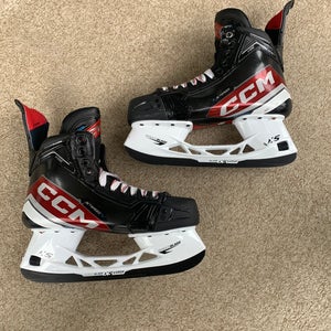 CCM JetSpeed Vibe Hockey Skates Regular Width 9 (Used)
