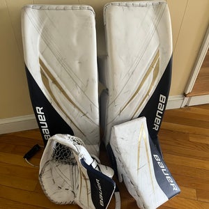 Bauer Hyperlite 2 Full Right Goalie Set