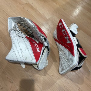 CCM Extreme Flex E5.9 Goalie Gloves & Blocker | Intermediate Regular