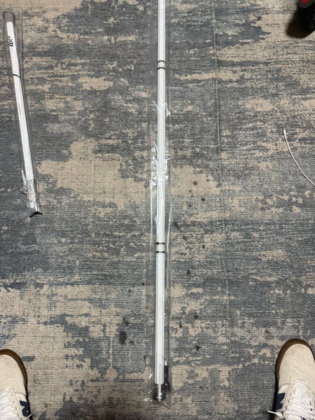 Adult Warrior Burn XP2 Carbon Shaft (New)