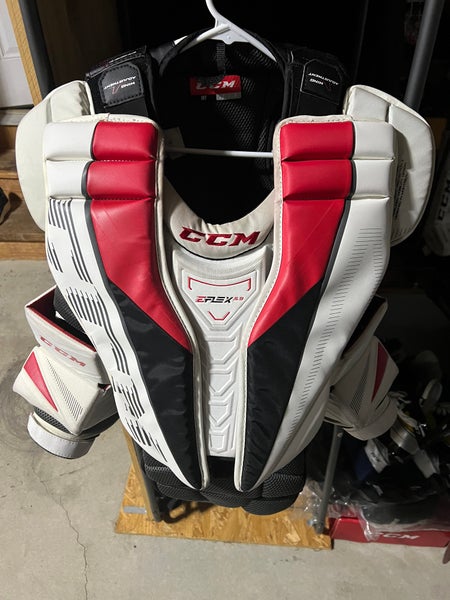 Small CCM Eflex 5.9 Goalie Chest Protector (Used)