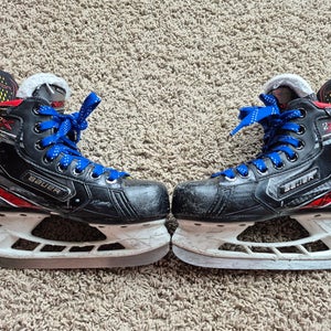 Bauer Vapor 2X Hockey Skates, Youth Size 13.5Y (Used)