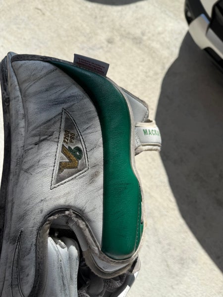 Vaughn V6 White Green Gold Kit
