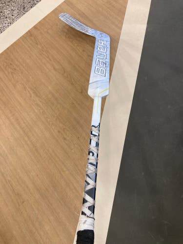 Senior Bauer Vapor 3X Regular Goalie Stick