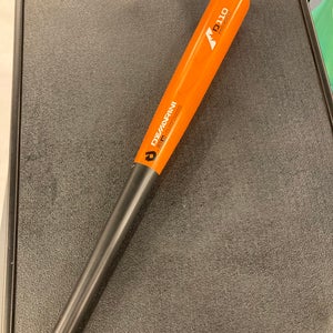 DeMarini D110 Pro Maple Bat BBCOR Certified (-3) Maple 28 oz 31" (Used)