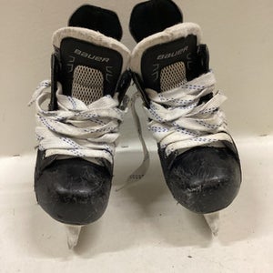 Used Bauer 160 Youth 06.0 Ice Hockey Skates 11725-S000459093