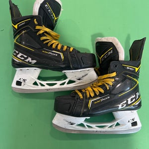 CCM Super Tacks 9380 Hockey Skates | Size 6.5 (Used)