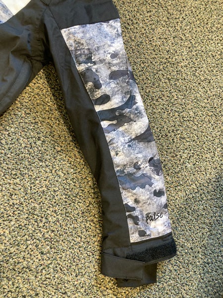 Pulse Snowboard/Ski Jacket | Youth  Small 7/8