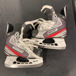 Youth Bauer Vapor X1.0 Hockey Skates Regular Width 10 (Used)