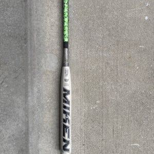Miken DC 41 Supermax Bat (-8) Composite 26 oz 34" (Used)