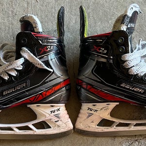 Bauer Vapor X2.9 Hockey Skates Size 3.5 (Used)