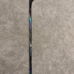 Junior Bauer Proto R Right Handed Hockey Stick P28  (Used)