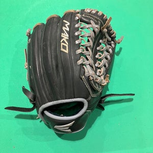 Black Adult Easton Mako Right Hand Throw Infield Baseball Glove 11.5" (Used)