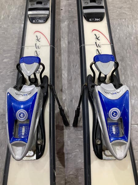 ROSSIGNOL レインボーバスター 153cm RARE* Rossignol 1997 R.E.K 153 cm Skis W/ Non-Indemnified