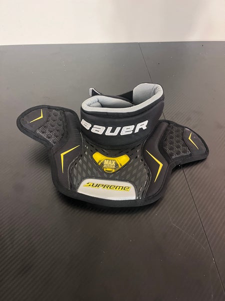NEW Bauer Supreme Goalie neck Guard Sr.