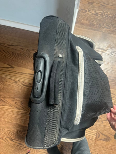 Warrior Roller/backpack hockey bag