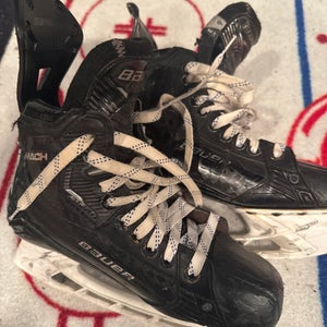 2023 Bauer Supreme Mach Hockey Skates Wide Width   Size 6 (Used)