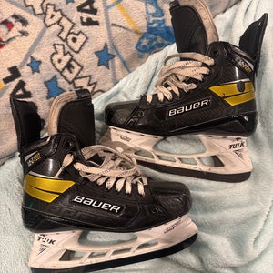 Bauer Supreme UltraSonic Hockey Skates  Pro Stock 7 (Used)