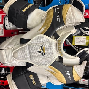Vaughn Epic 8400 Used Medium Junior Goalie Chest Protector body armour