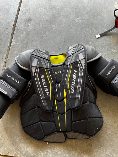XL  Bauer Supreme S27 Goalie Chest Protector (Used)