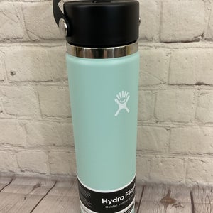 Hydro Flask 24 oz Insulated Bottle Wide Mouth Flex Straw Lid Handle Dew Green