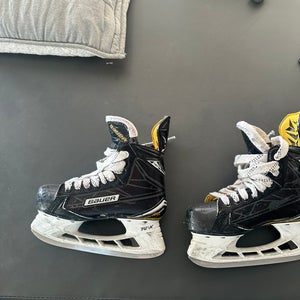 Bauer Supreme S180 Hockey Skates Regular Width Size 2 (Used)