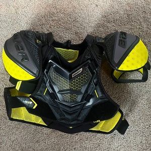Junior Small Bauer Ultra Sonic Shoulder Pads (Used)
