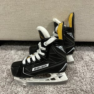 Bauer Supreme S160 Hockey Skates 9Y (Used)