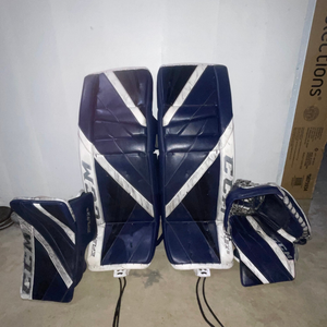 34" CCM Eflex 5 Regular Goalie Full Set Pro Stock (Used)
