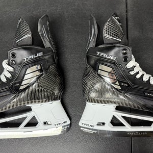 NEW - 2025 True SVH Custom Pro Hockey Skates size: 8