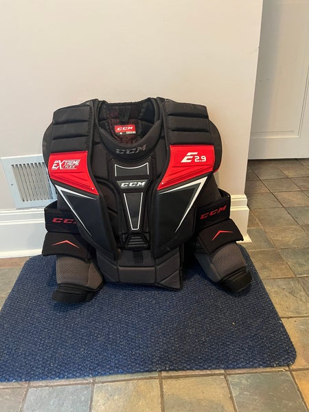 Intermediate Large CCM eflex 2.9 Chest Protector (Used)