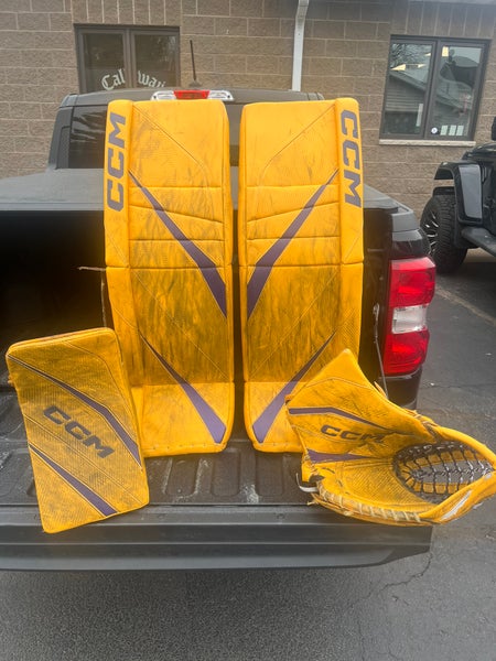 Goalie Pad Shipping