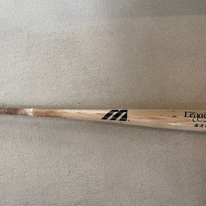 33" Mizuno Ash Wood Bat 31oz -2 (Used)