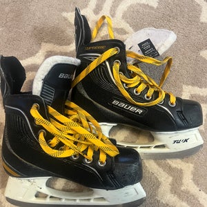 Bauer Supreme One20 Hockey Skates Regular Width Size 2 (Used)