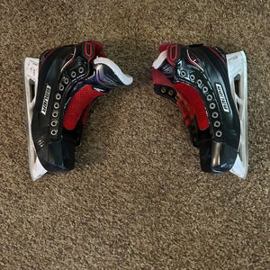 Bauer Regular Width 8 (Used) Hockey Goalie Skates