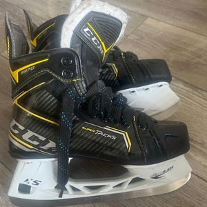 Carbon imprinted CCM supertacks 9370 Size 6.0