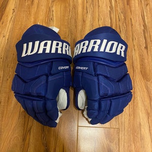 RARE! BRAND NEW Warrior Covert QRE Pro Canucks Pro Stock Gloves (13")