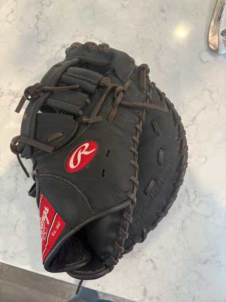 First baseman glove