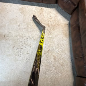 Senior True Catalyst 9X Left Hand Hockey Stick P28M  (Used)