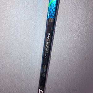 Intermediate Right Handed P92 Nexus Geo Hockey Stick