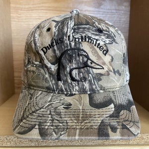Vintage Ducks Unlimited Hat Cap Strap Back One Size Brown Advantage Camo Hunting