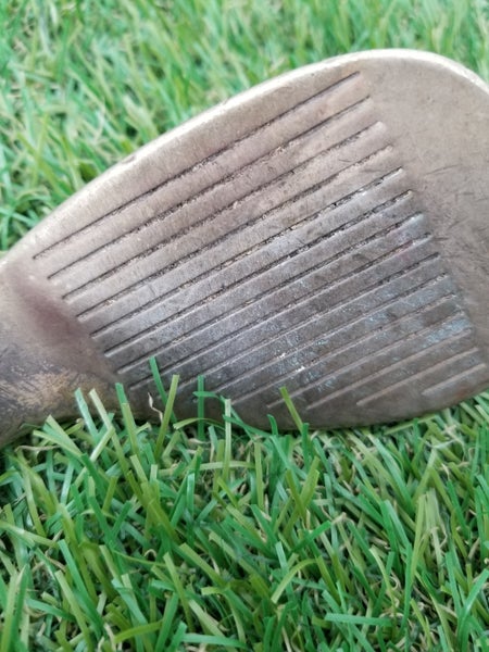 CLEVELAND 900 BRZ WEDGE 60* STIFF STEEL SHAFT 36" POOR