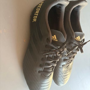 Black Men's Size M 11.0 (W 12.0) Adidas Turf Cleats Cleats (Used)