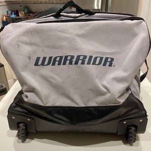 Warrior Wheeled bag (used)