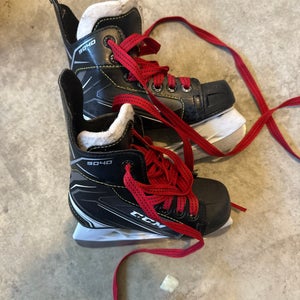 CCM Tacks 9040 Hockey Skates 10 (Used)