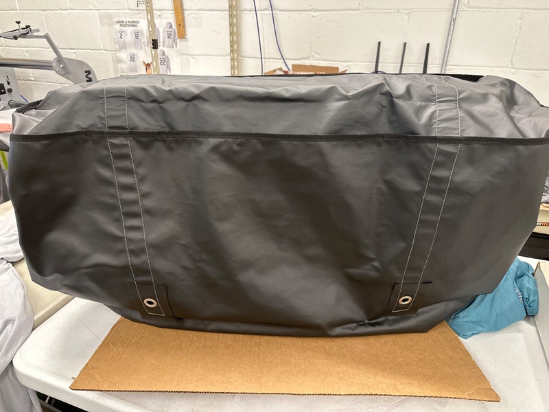 NEW Warrior Hockey canvas duffle  Black