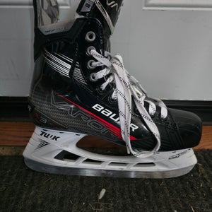 Bauer Vapor X3 senior size 8